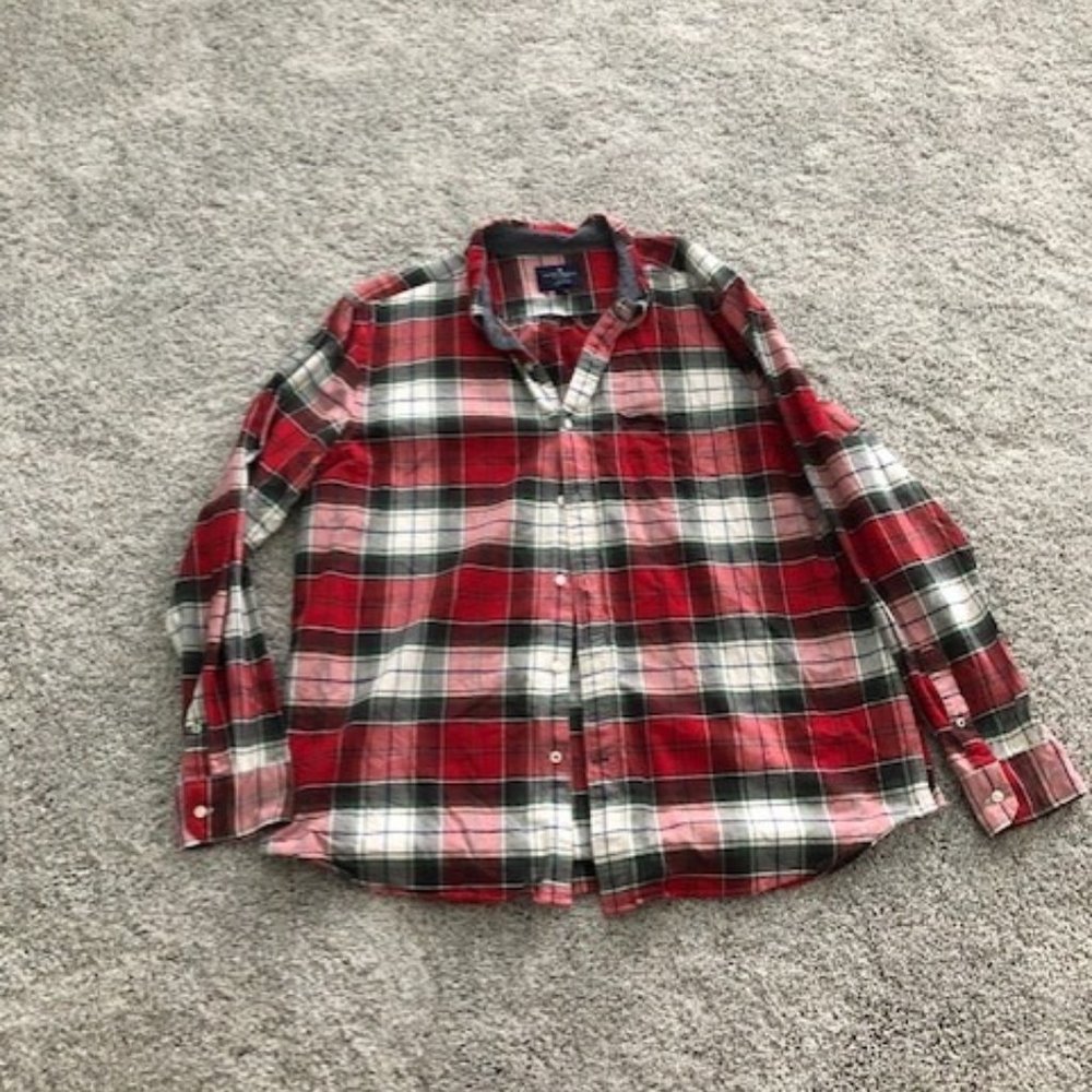 American Eagle button down shirt